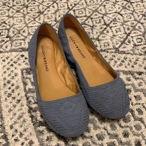 Periwinkle lucky brand woven flats